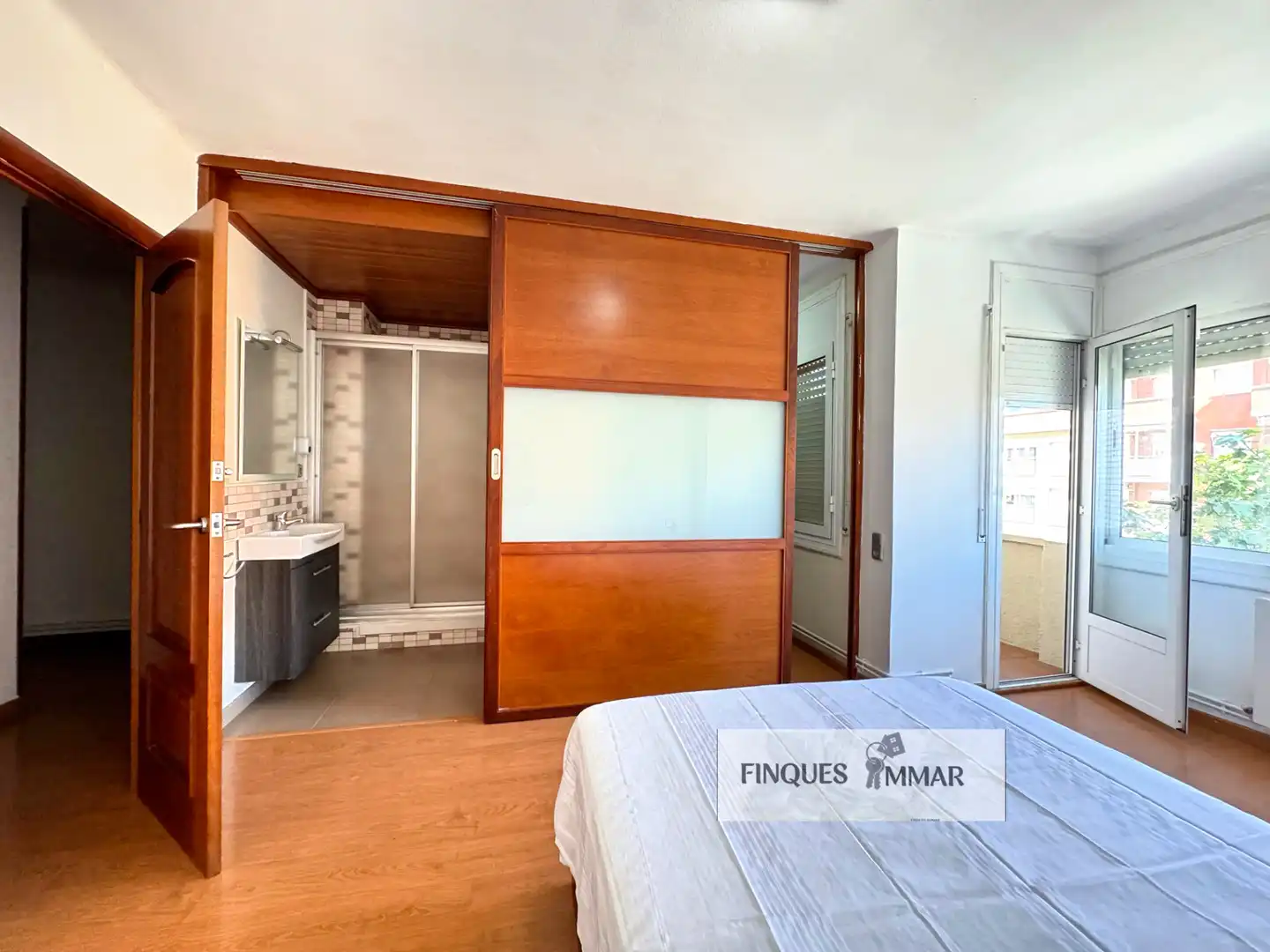 Habitación de Piso en venta en Terrassa con Calefacción y Balcón