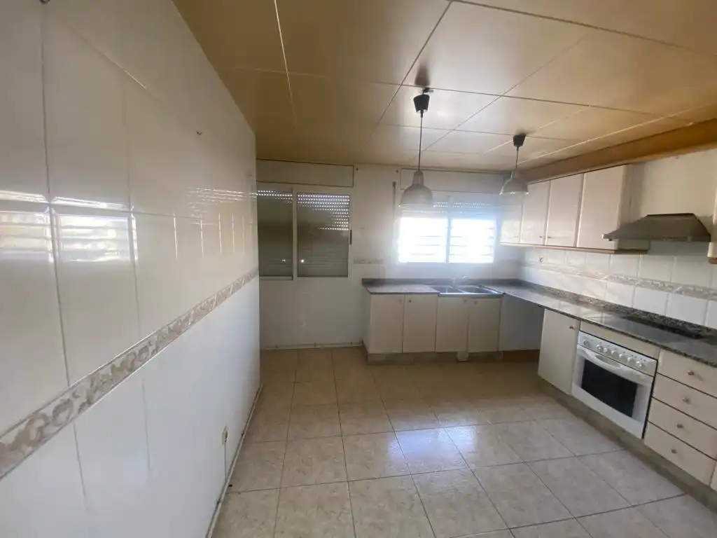 Piso en venta en C/ Valletas, Valletes - Xiribecs