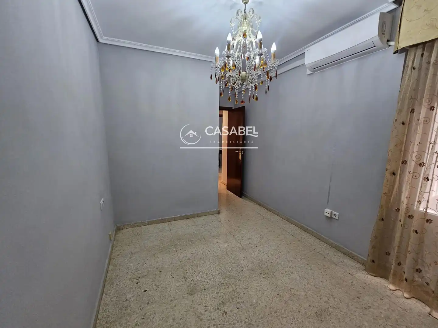 Attic for sale in Córdoba  with Air Conditioner