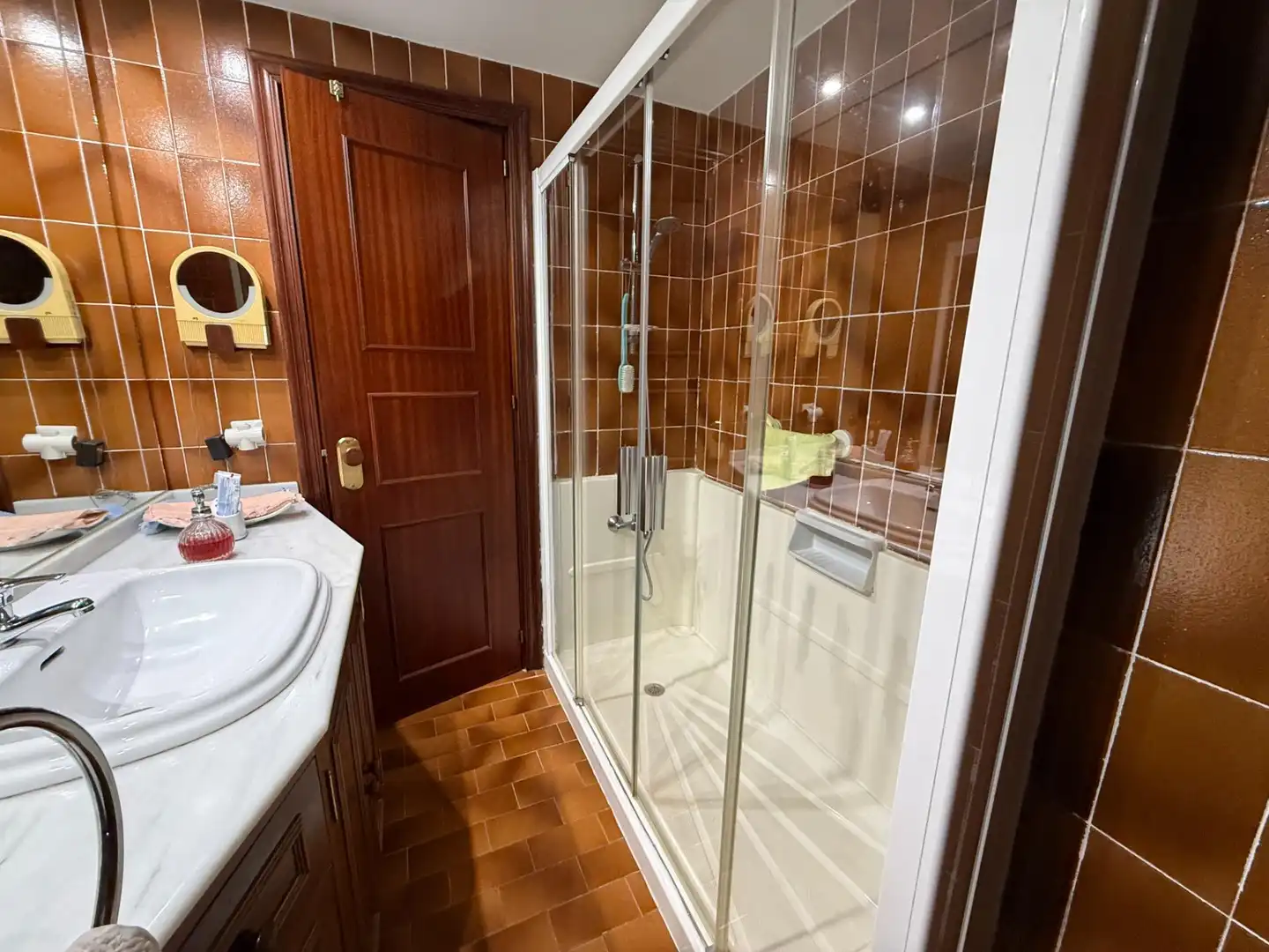 Bathroom of Flat for sale in Algeciras  with Air Conditioner