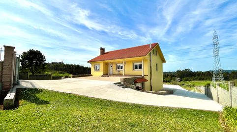 Foto 3 de Casa o chalet en venta en Coirós, A Coruña