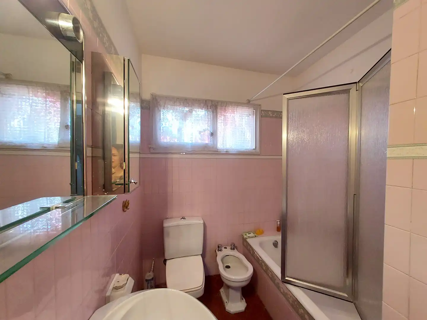 Badezimmer von Haus oder Chalet zum Verkauf in El Vendrell mit Privatgarten, Terrasse und Abstellraum