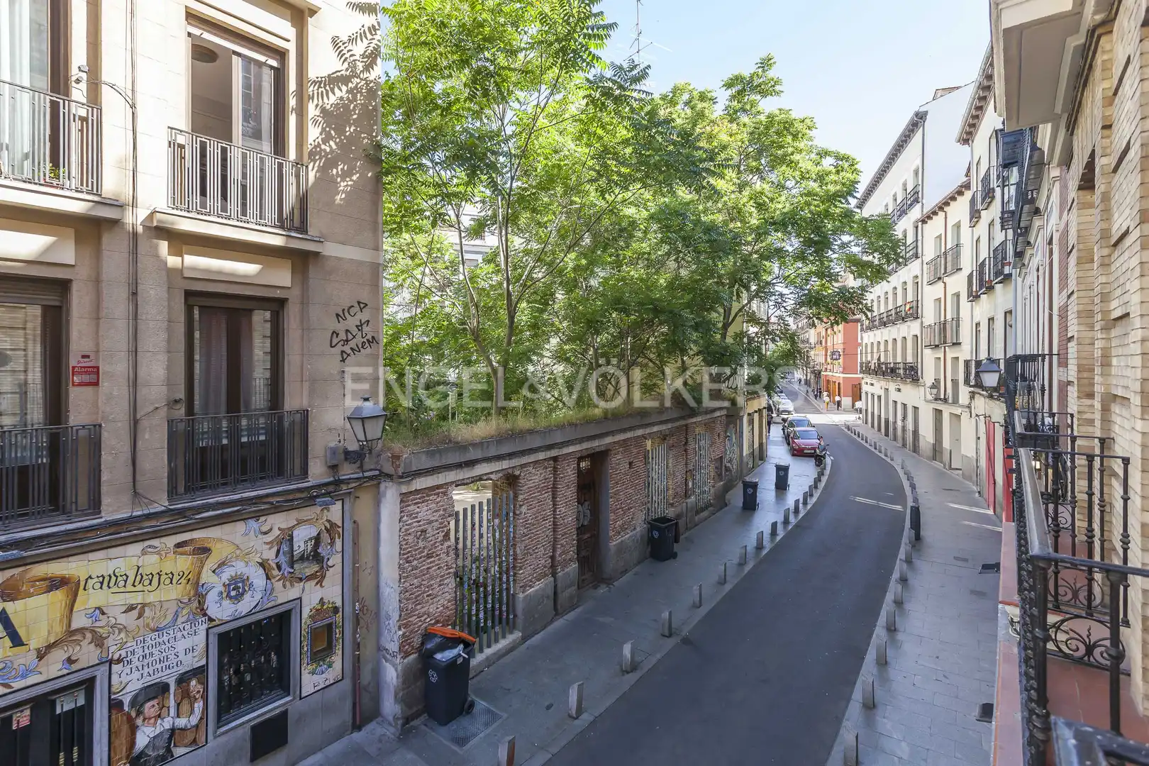 Vista exterior de Apartamento de alquiler en Madrid con Aire acondicionado, Calefacción y Amueblado