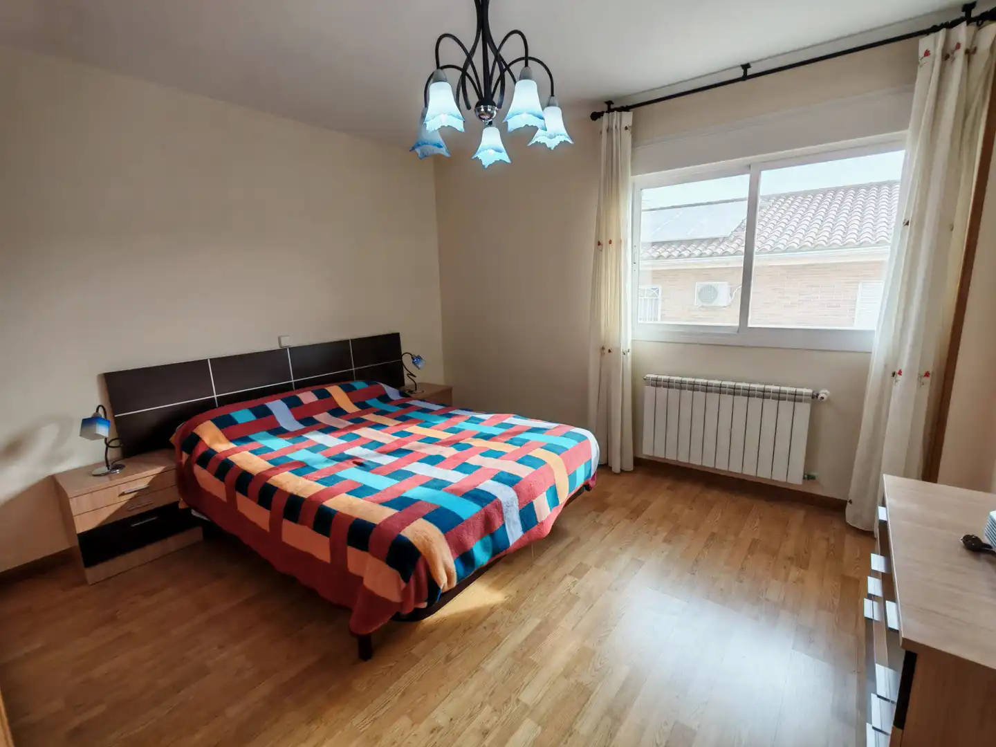 Dormitori de Casa adosada en venda en Quismondo amb Aire condicionat, Calefacció i Parquet