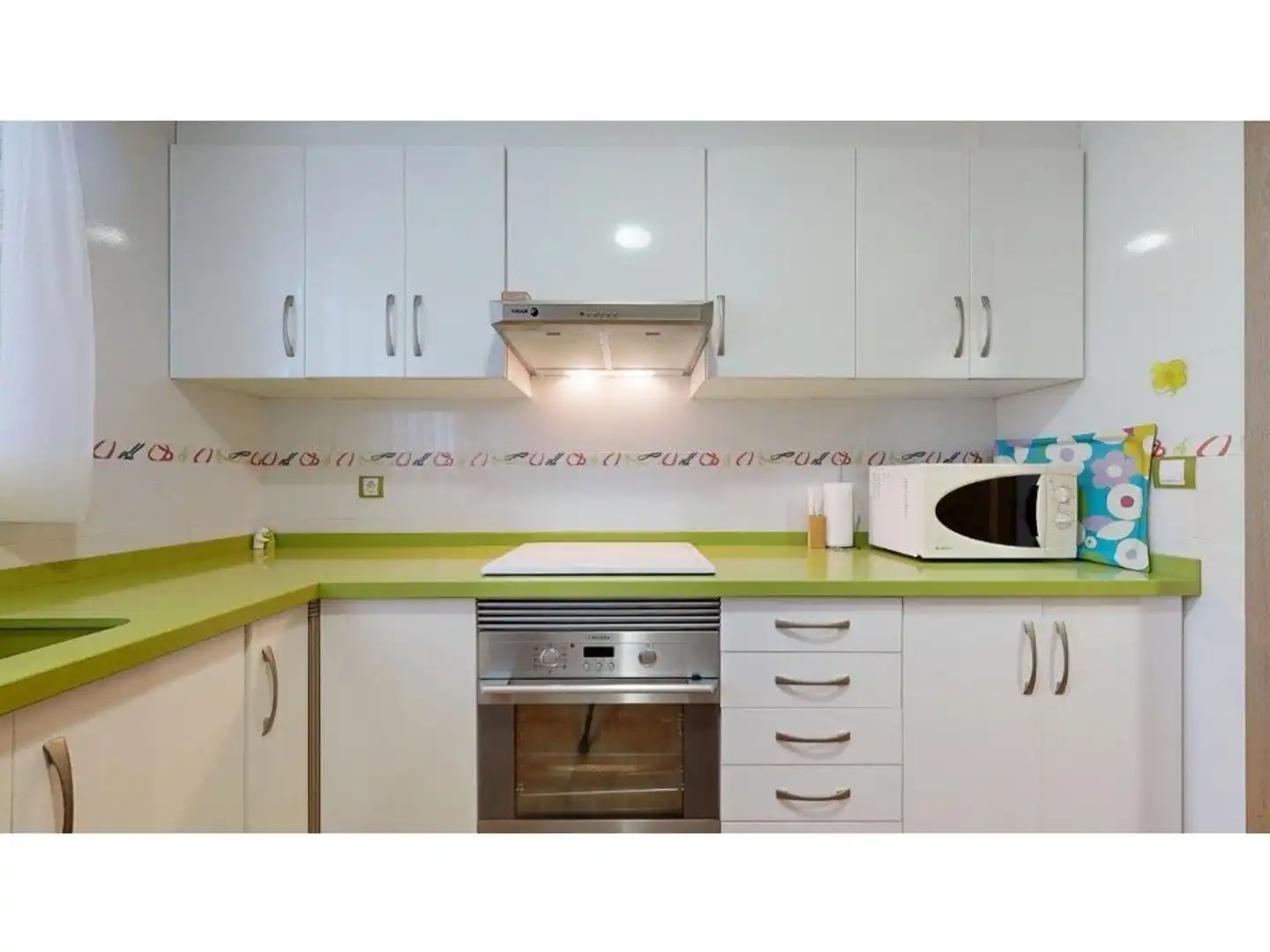 Cocina de Casa o chalet en venta en Tavernes de la Valldigna con Aire acondicionado, Jardín privado y Terraza