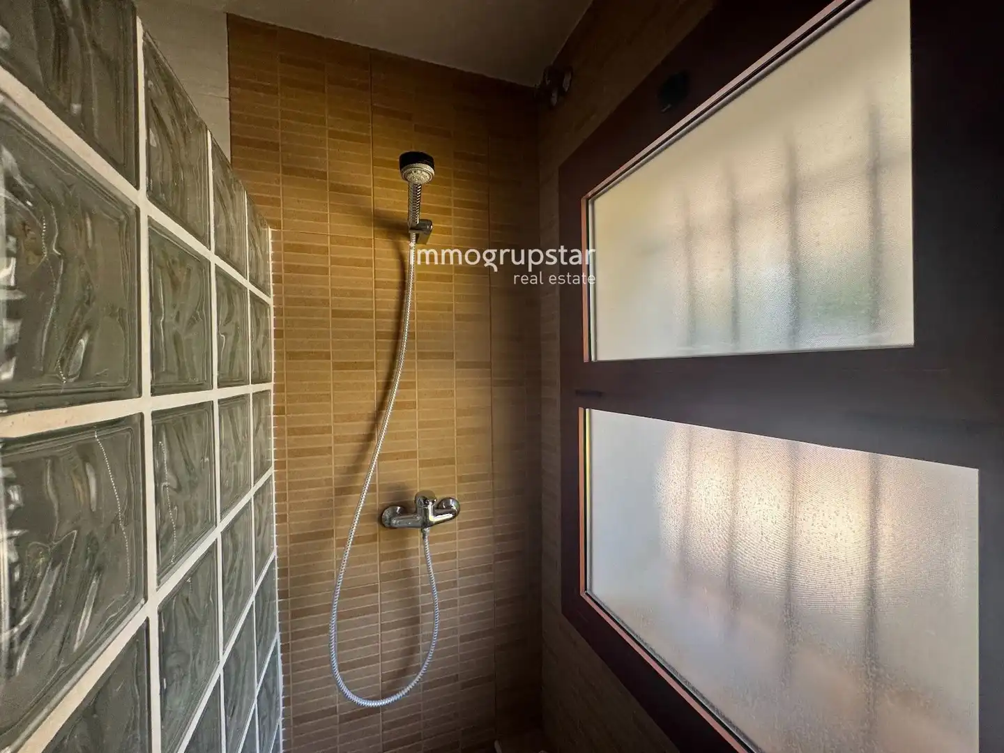 Baño de Casa o chalet en venta en Castell d'Aro, Platja d'Aro i s'Agaró con Calefacción, Terraza y Horno