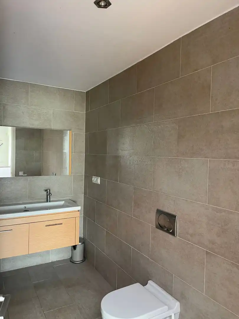 Baño de Casa adosada en venta en Mataró con Aire acondicionado, Calefacción y Jardín privado