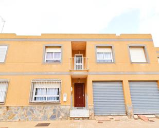 Vista exterior de Casa adosada en venda en El Ejido amb Terrassa