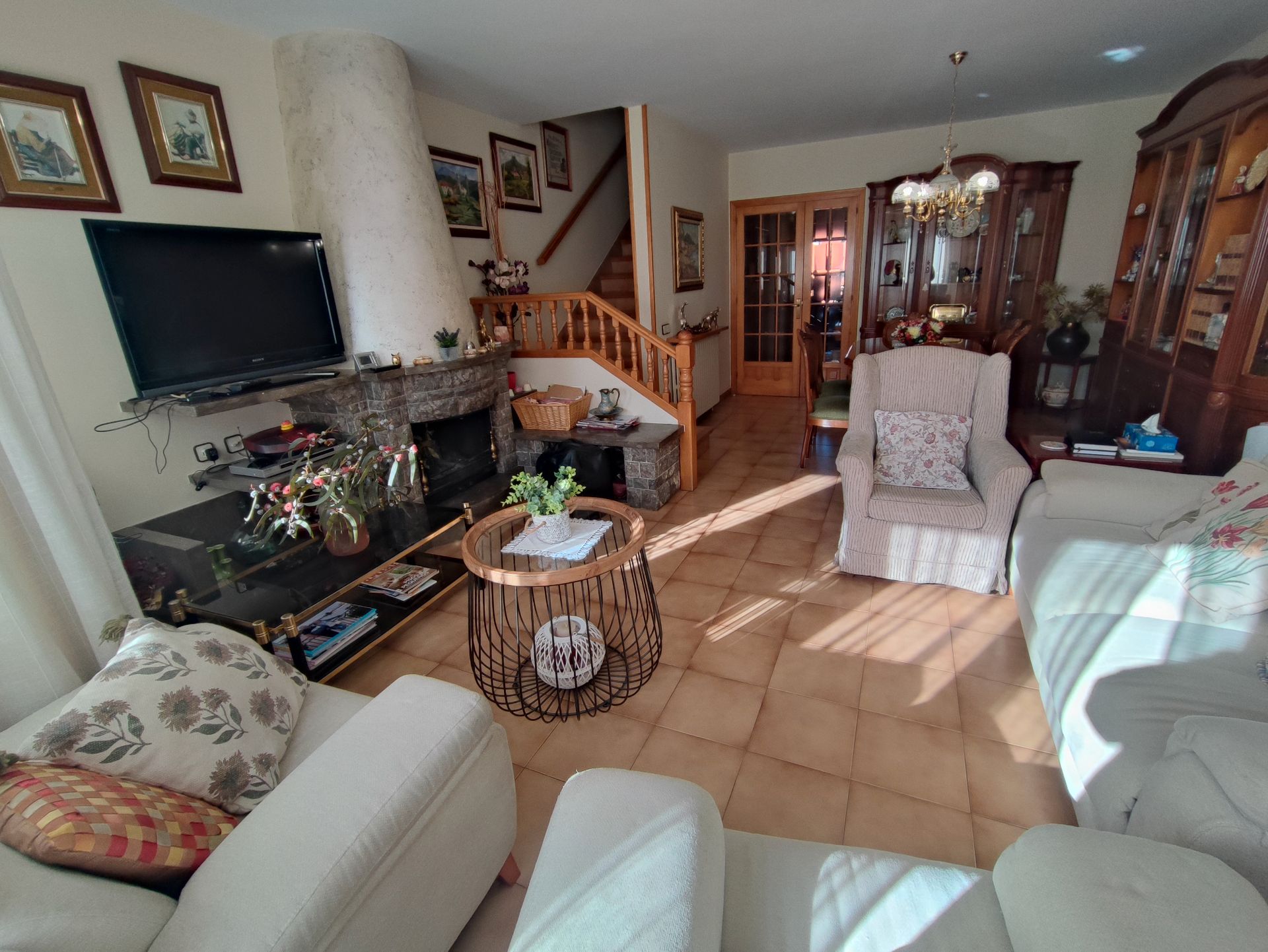 Sala de estar de Casa adosada en venta en Taradell con Calefacción, Jardín privado y Terraza