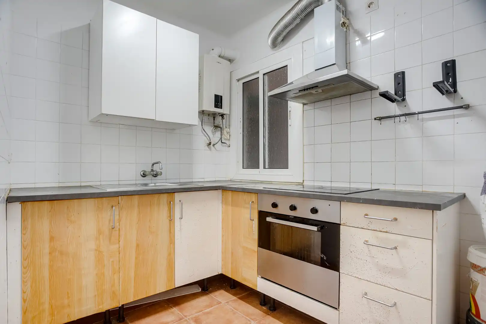 Cocina de Piso en venta en L'Hospitalet de Llobregat