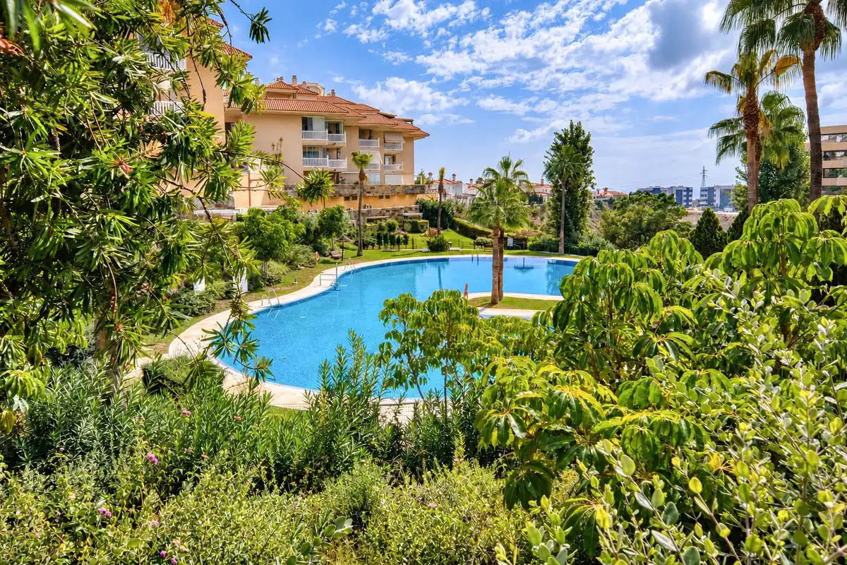 Apartamento con piscina en venta en El Higuerón, imagen 34