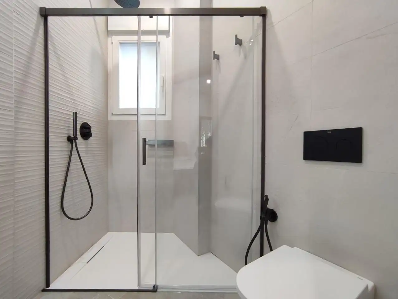 Ground floor for rent in Feria