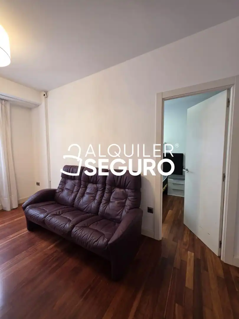 Sala de estar de Piso de alquiler en Bilbao  con Calefacción y Amueblado