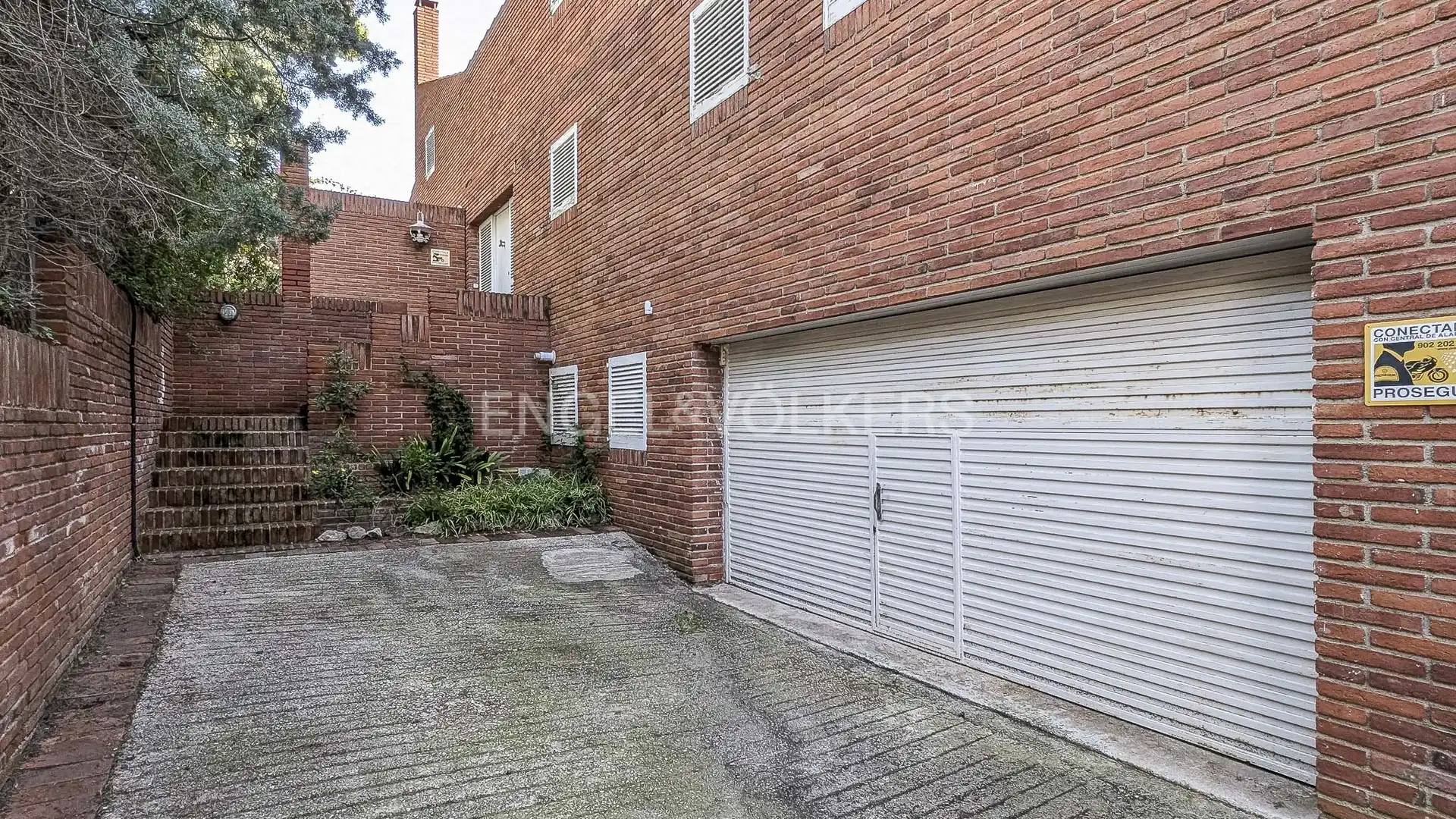 Vista exterior de Casa o xalet en venda en Tarragona amb Calefacció, Jardí privat i Parquet