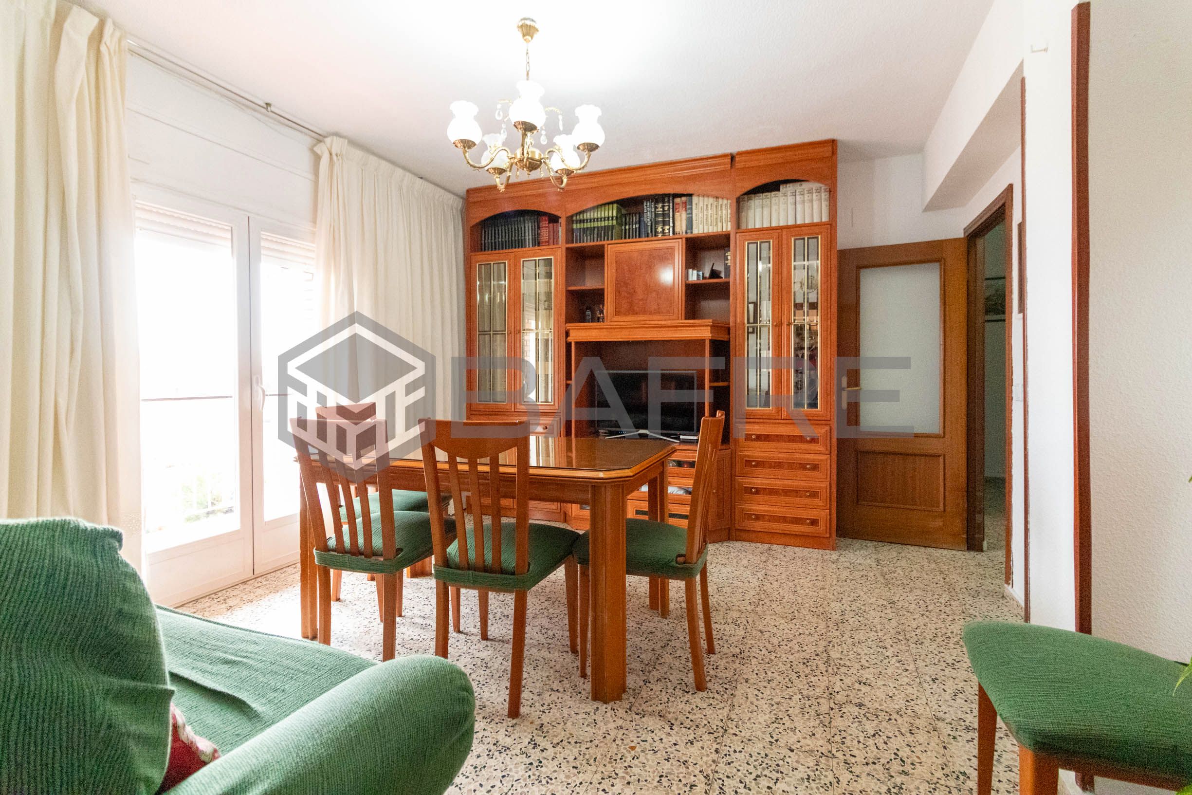 Vista exterior de Piso en venta en  Madrid Capital con Calefacción