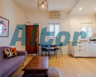 Bedroom of Flat to rent in  Madrid Capital  with Air Conditioner