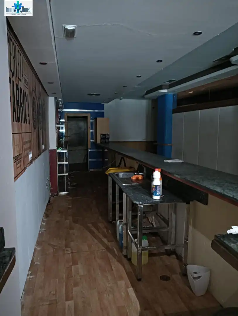 Local comercial en venda a Centro, imagen 6