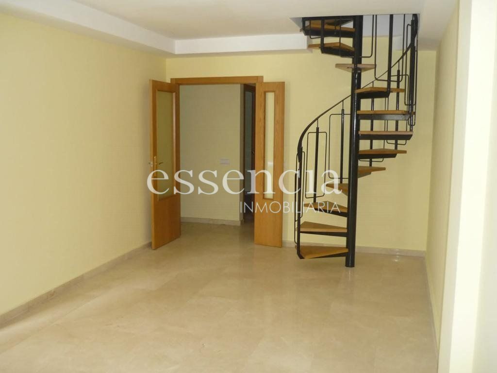 Attic for sale in Gandia  with Air Conditioner, Terrace and Balcony