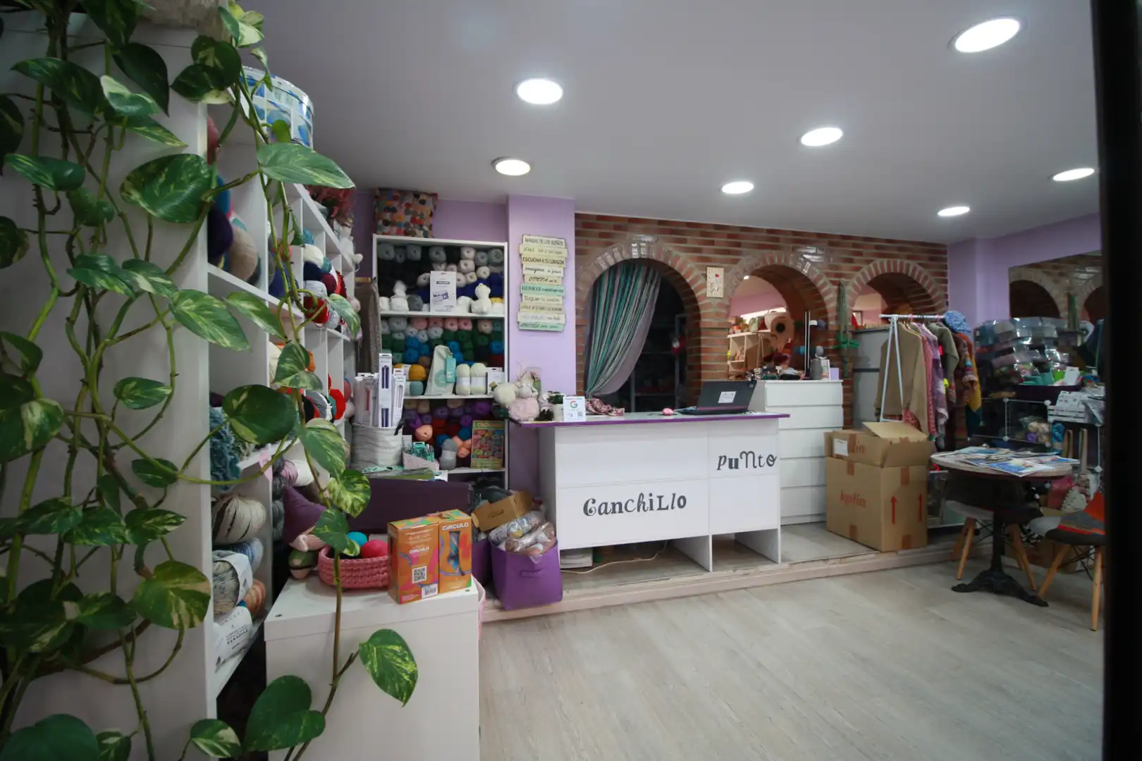 Local comercial de lloguer a Calle de San Antonio María Claret 3, imagen 2