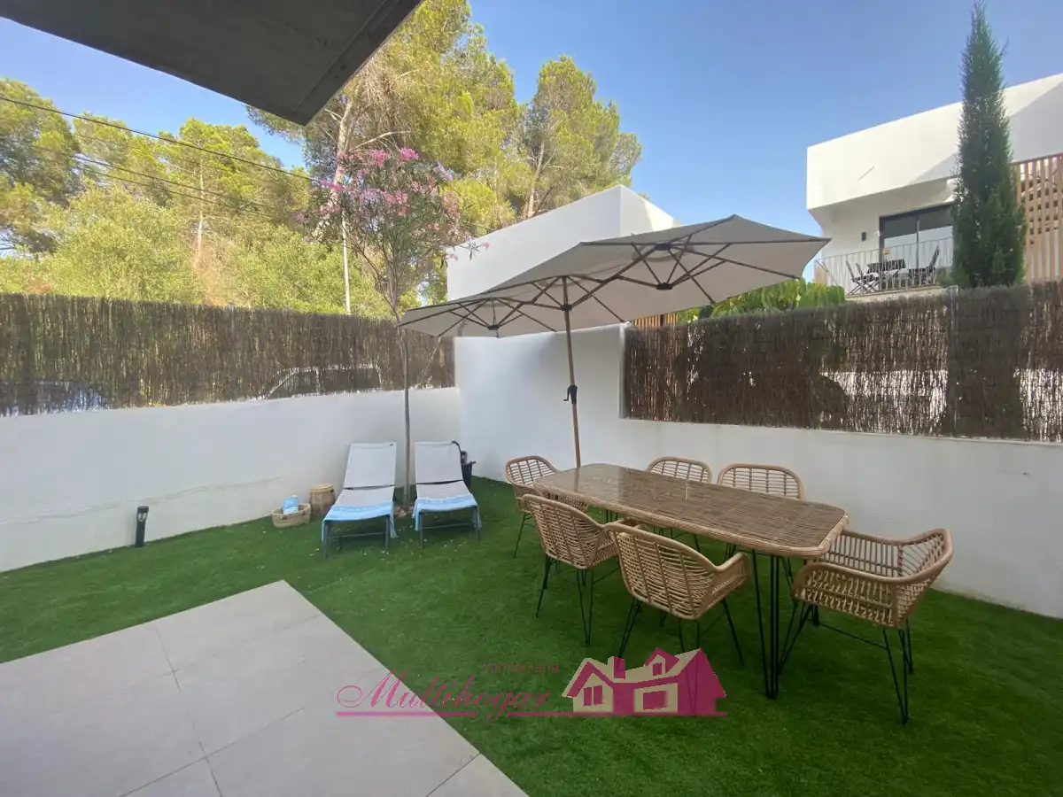 Terraza de Planta baja en venta en Sant Antoni de Portmany con Aire acondicionado, Calefacción y Jardín privado