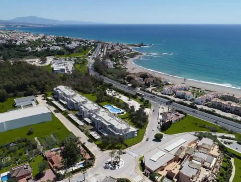 Vista exterior de Apartamento en venta en Casares con Aire acondicionado, Terraza y Piscina