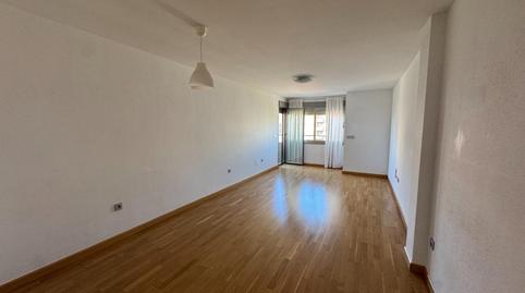 Foto 3 de Piso de alquiler en Avenida Juan Carlos I, 76, Juan Carlos I,  Murcia Capital