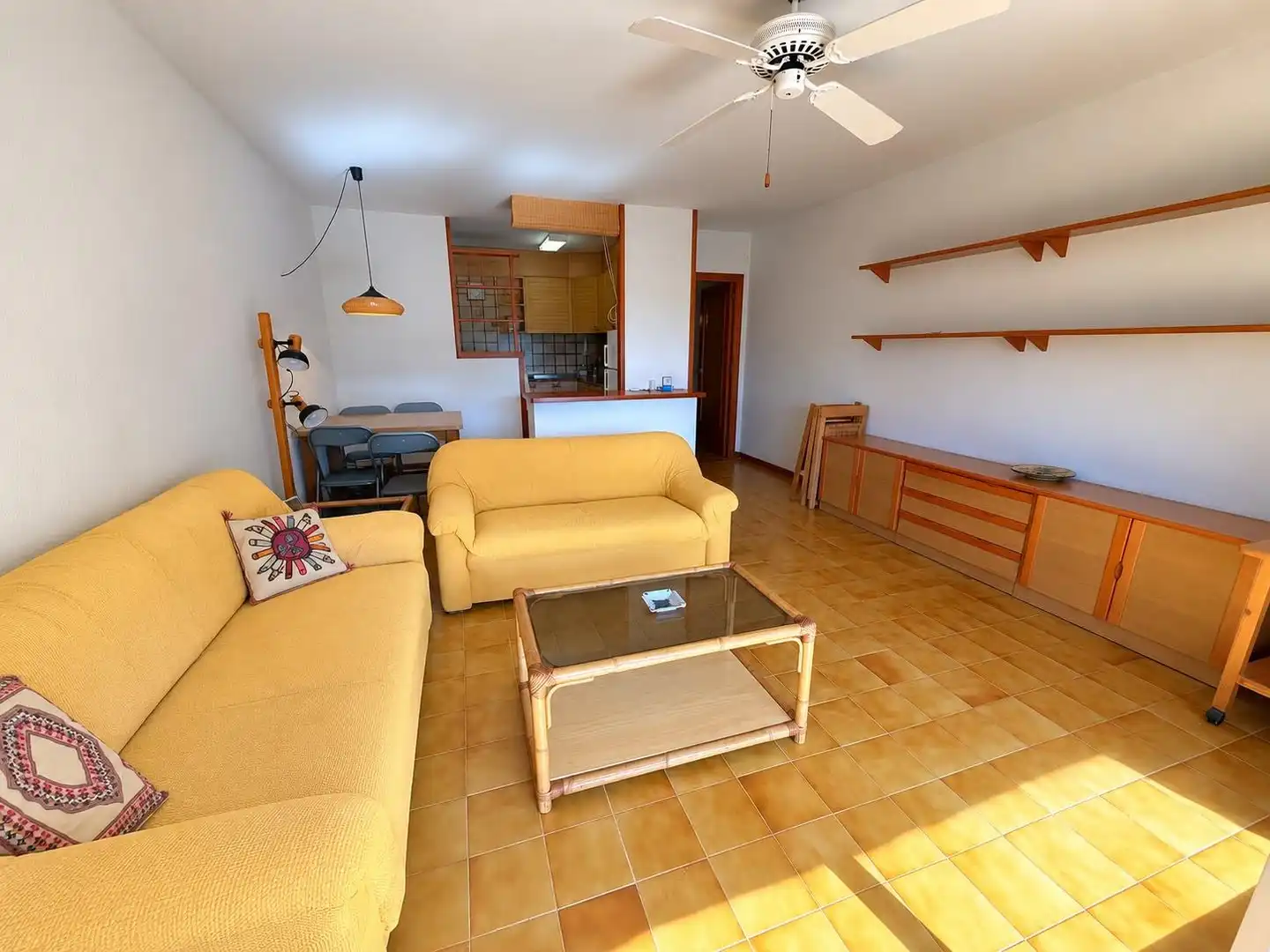 Sala de estar de Apartamento en venta en El Vendrell con Jardín privado, Terraza y Piscina