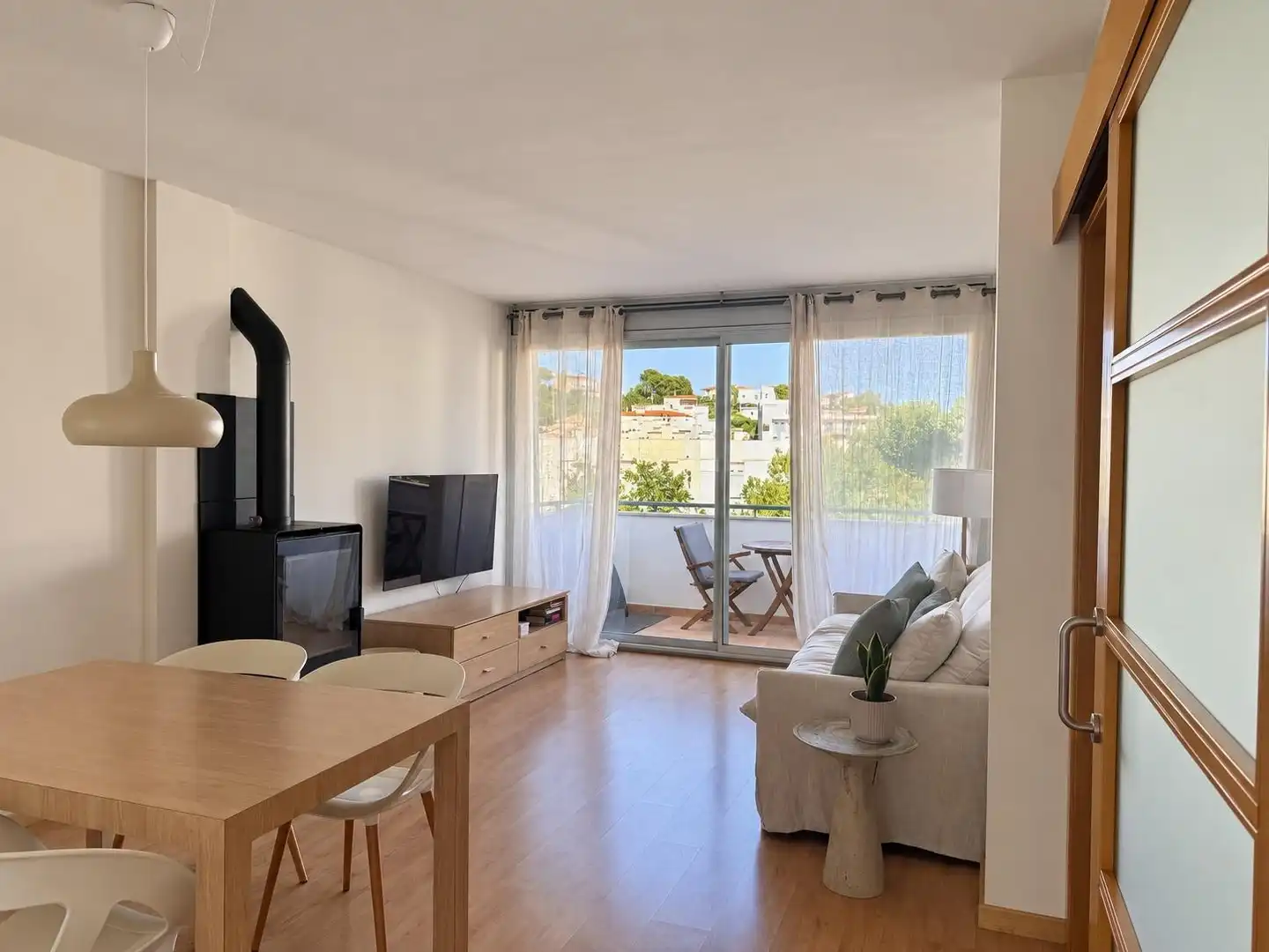 Apartament en venda a Calle GUILLEM DE BERGUEDA 13