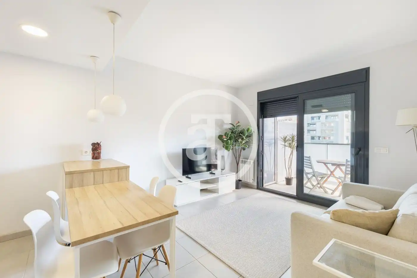 Vista exterior de Piso de alquiler en Badalona con Aire acondicionado, Calefacción y Amueblado
