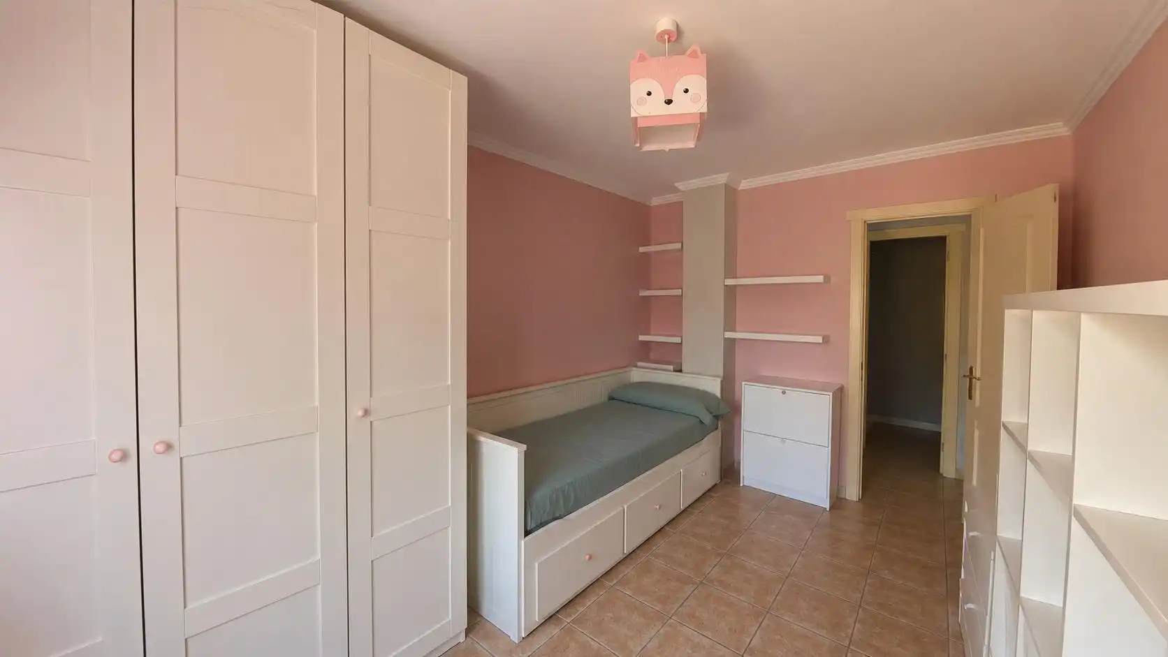 Bedroom of Houses for sale in Chiclana de la Frontera  with Air Conditioner, Private garden and Storage room