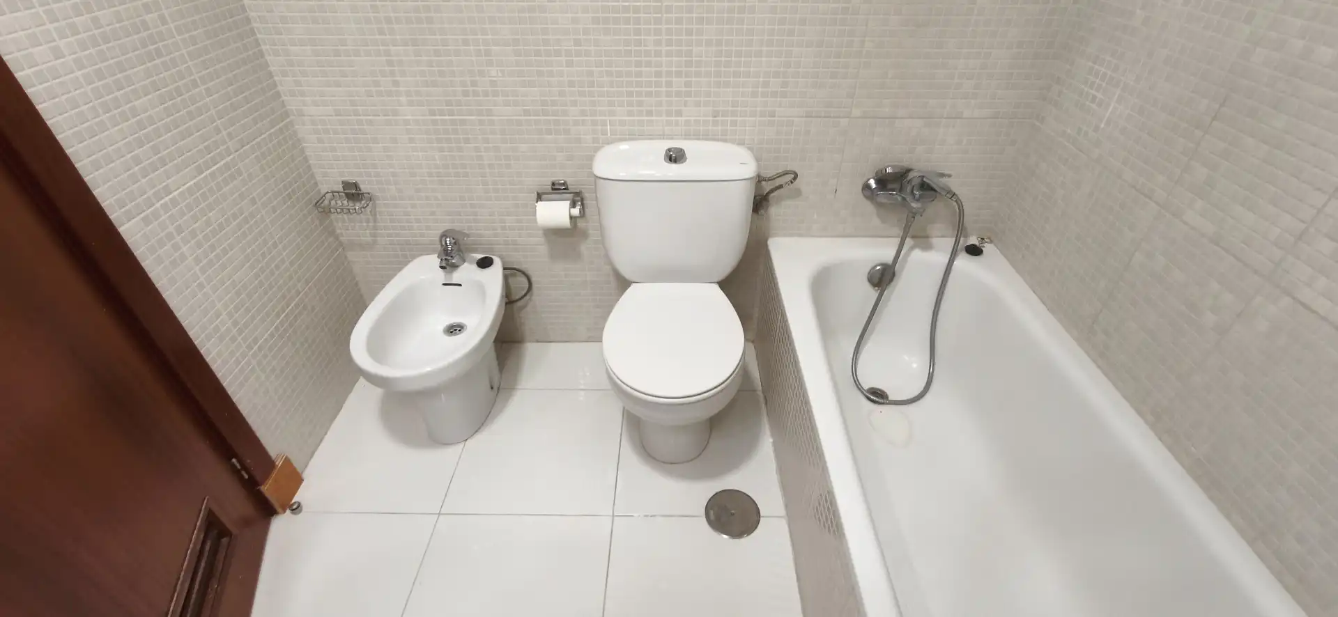 Baño de Piso de alquiler en Santa Cruz de Tenerife con Parquet, Horno y Lavadora