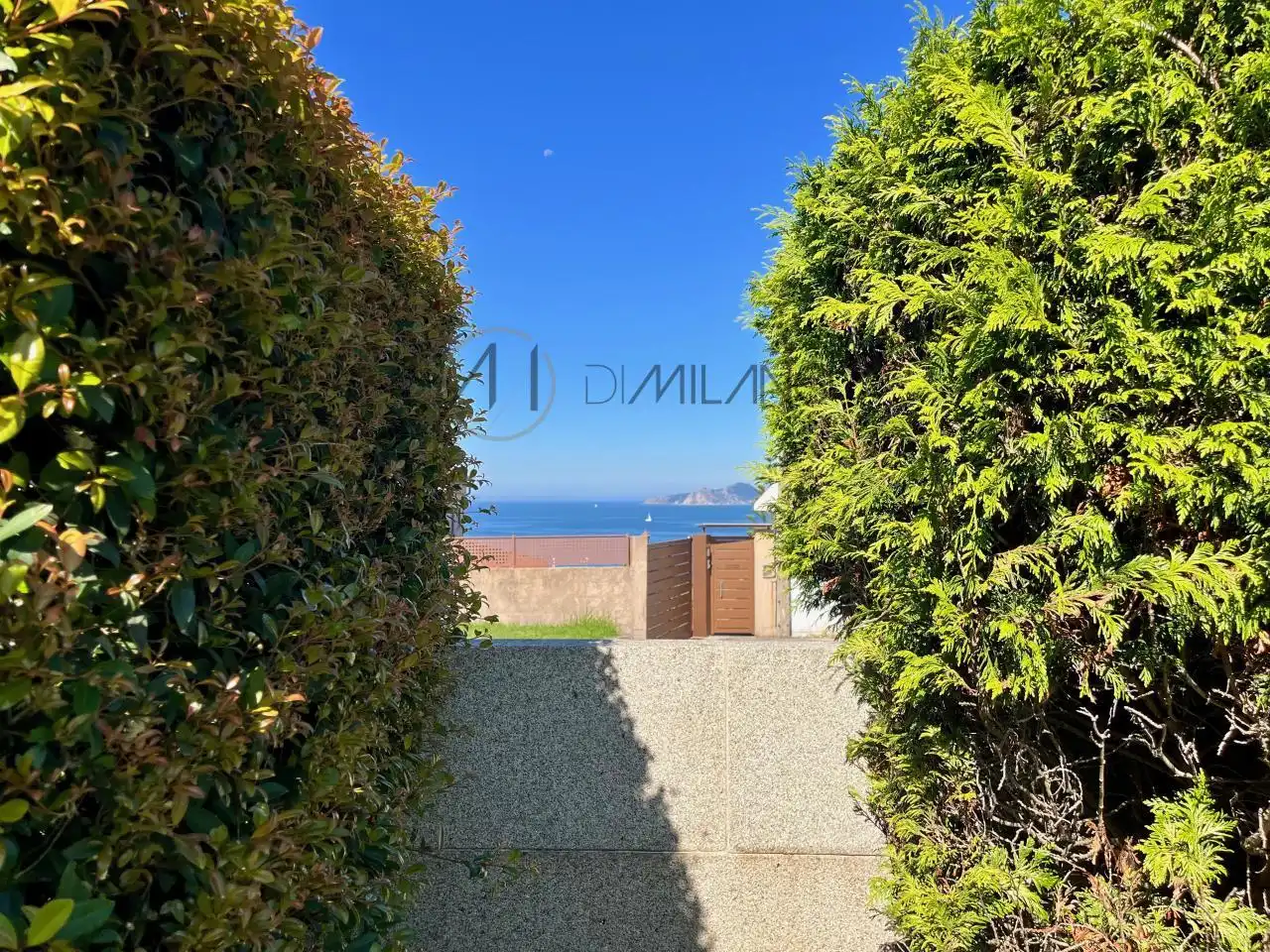 Exterior view of Houses for sale in Vigo   with Heating, Private garden and Terrace