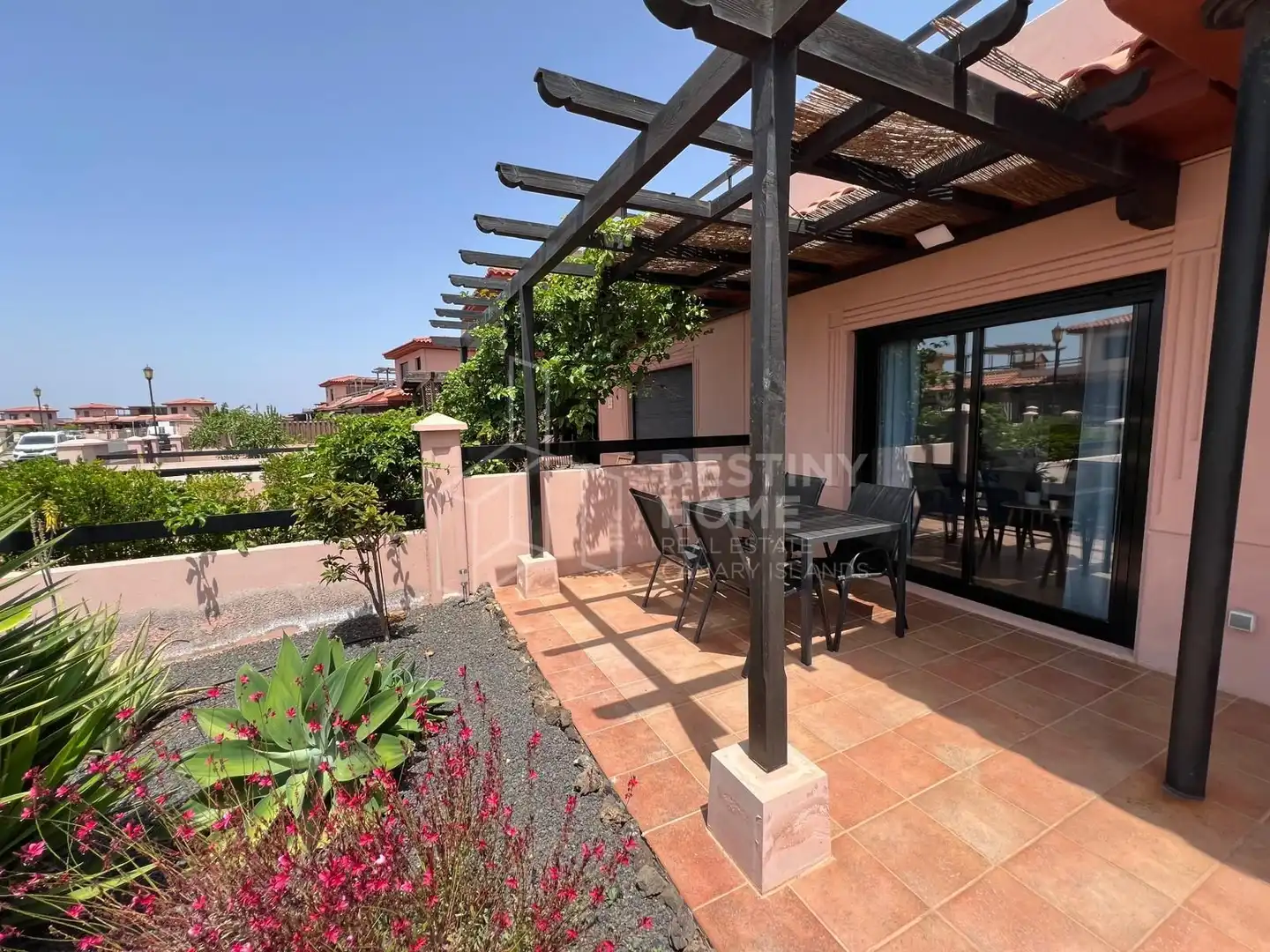 Terrassa de Casa adosada en venda en La Oliva amb Jardí privat, Terrassa i Moblat