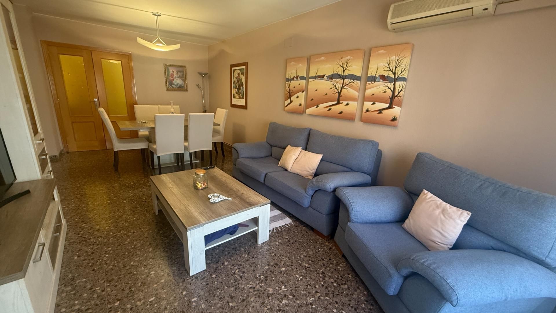 Living room of Flat for sale in Paiporta  with Air Conditioner, Heating and Balcony