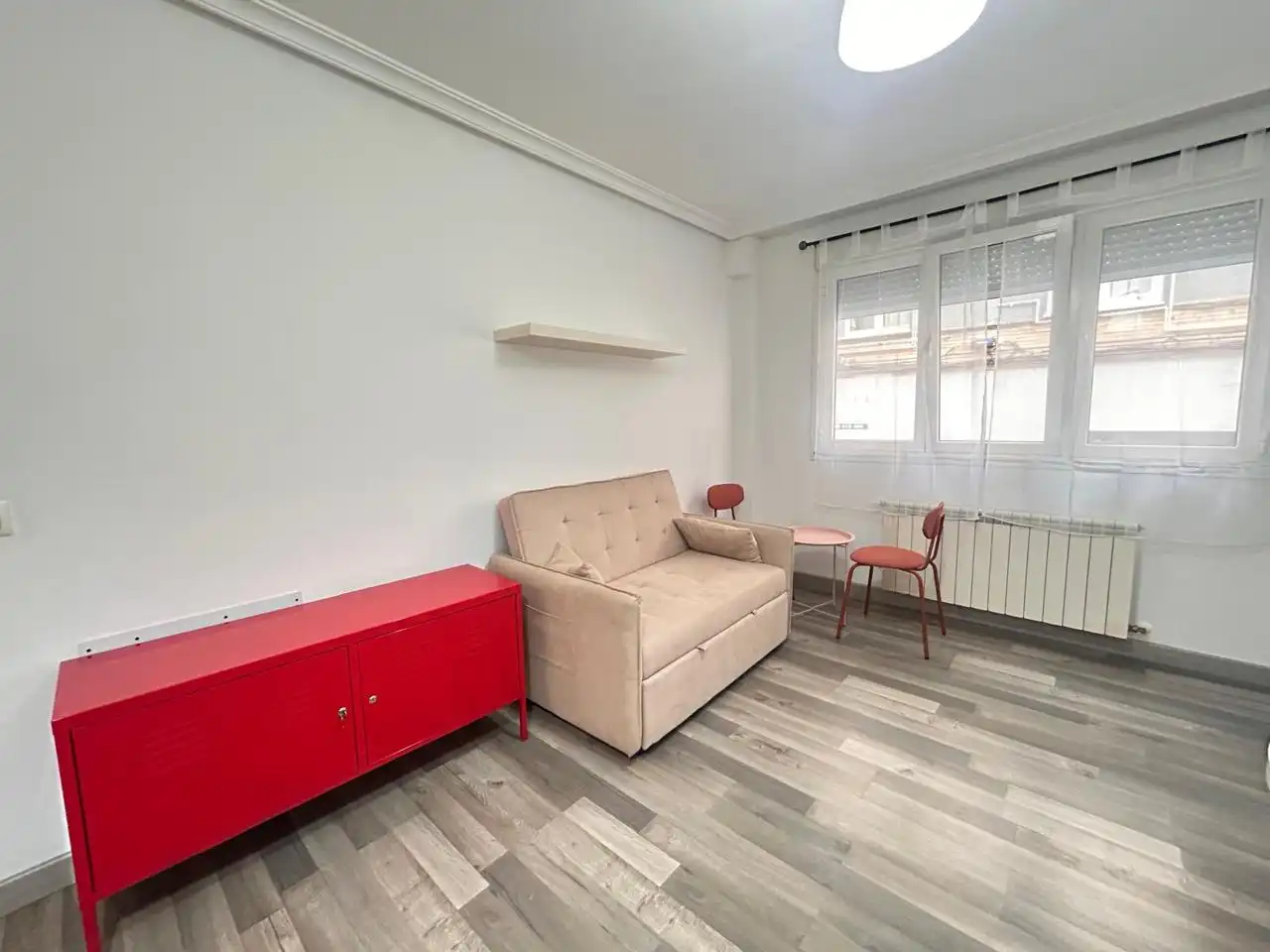 Living room of Flat for rent in Gijón   with Heating, Storage room and Furnished