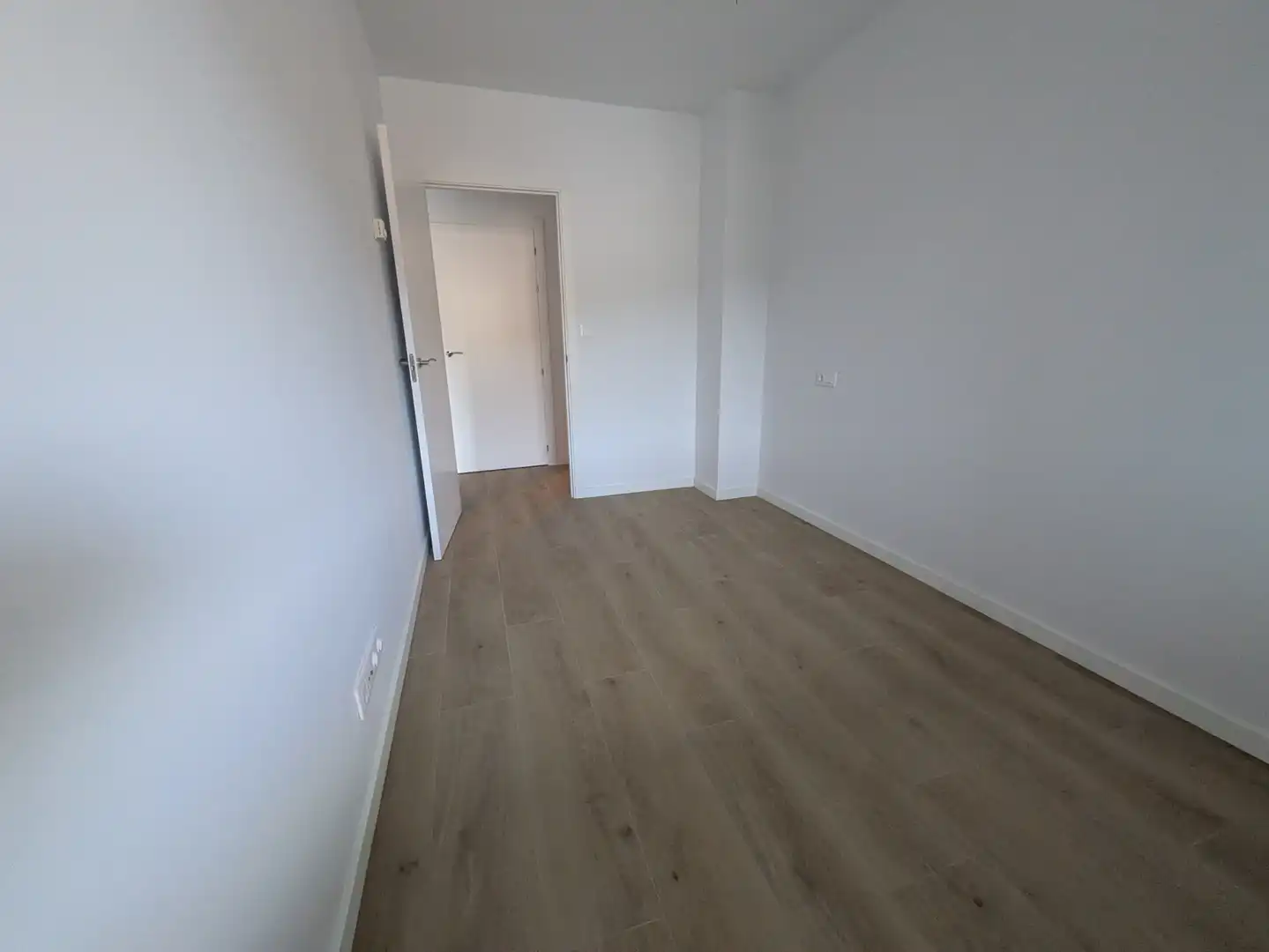 Habitación de Piso en venta en Donostia - San Sebastián  con Calefacción, Terraza y Trastero
