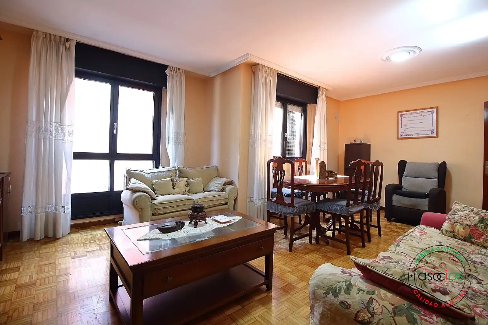 Sala de estar de Piso en venta en Gijón  con Calefacción, Parquet y Terraza