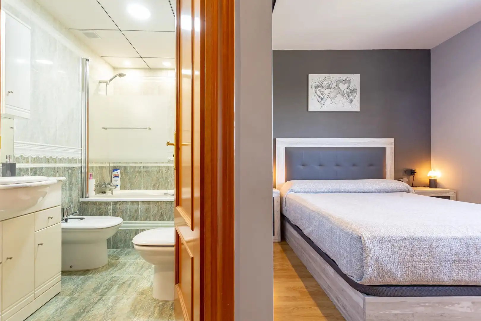 Bedroom of Attic for sale in Reus  with Air Conditioner, Private garden and Parquet flooring