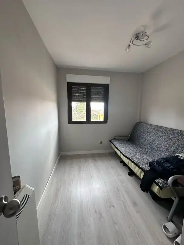 Dormitori de Pis en venda en Mansilla de las Mulas amb Calefacció, Terrassa i Moblat