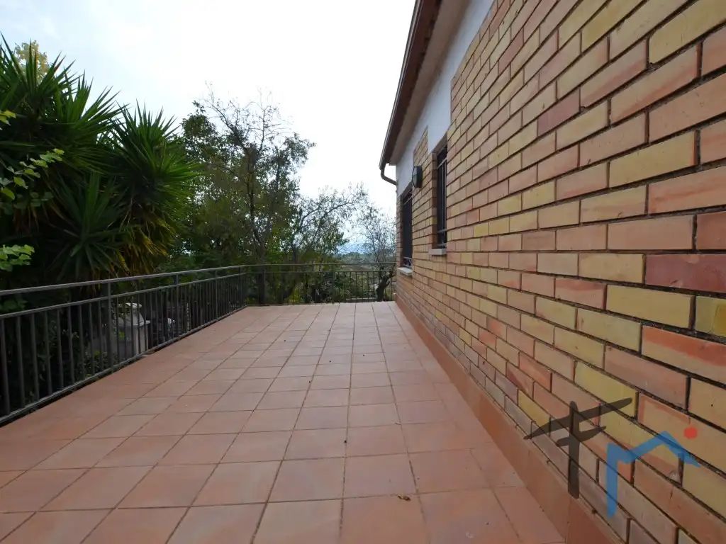 Terraza de Casa o chalet en venta en Sant Llorenç d'Hortons
