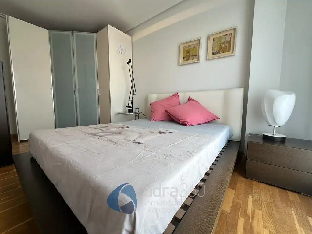 Flat for rent in Estambrera, Cascajos - Piqueras