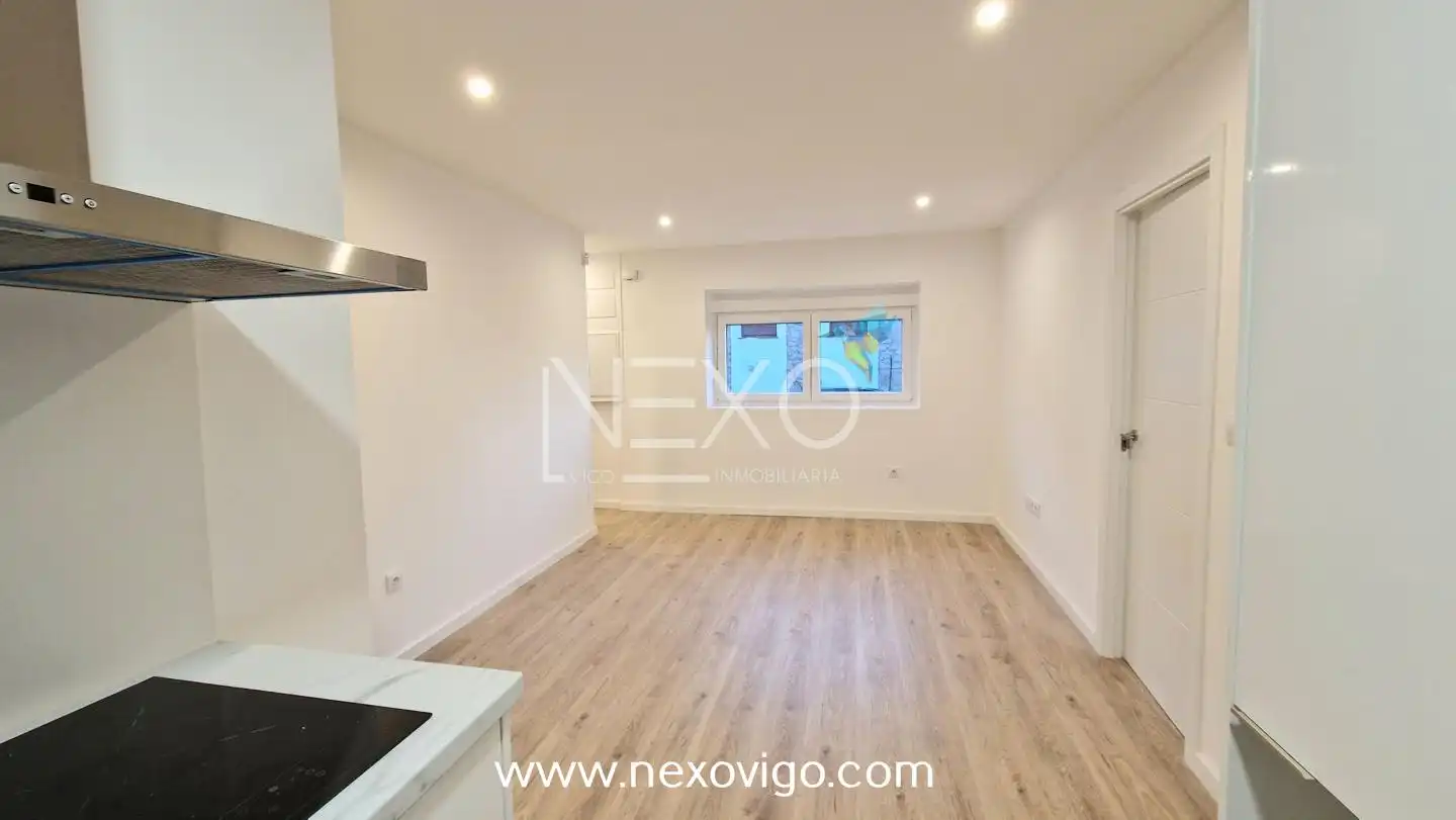 Planta baja en venta en Baiona con Calefacción