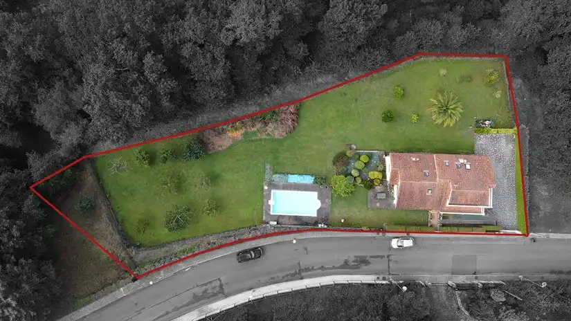 Casa o chalet en venta en Parres con Piscina y Amueblado