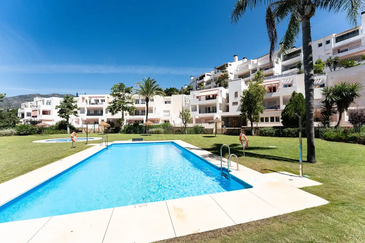 Apartment with pool for sale in camelia, imagen 12
