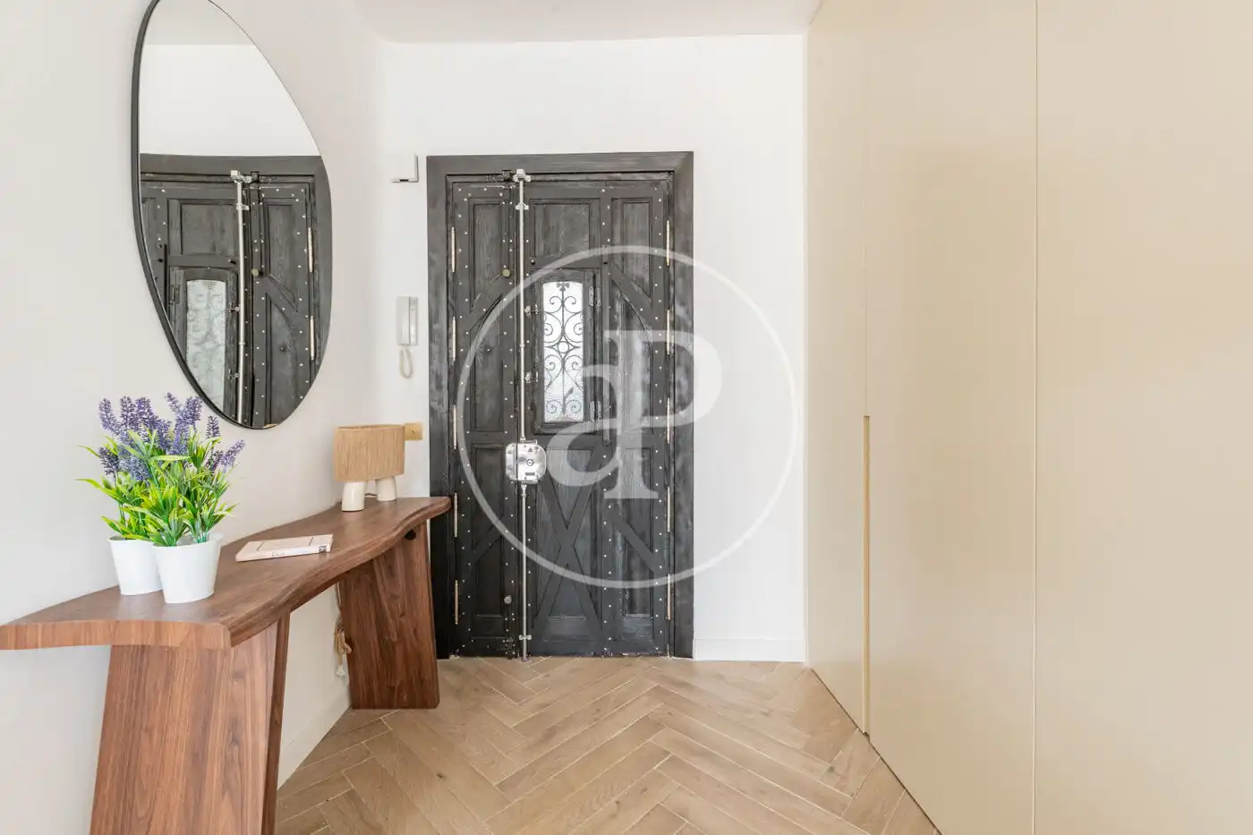 Flat for sale in Madrid  with Air Conditioner, Heating and Terrace