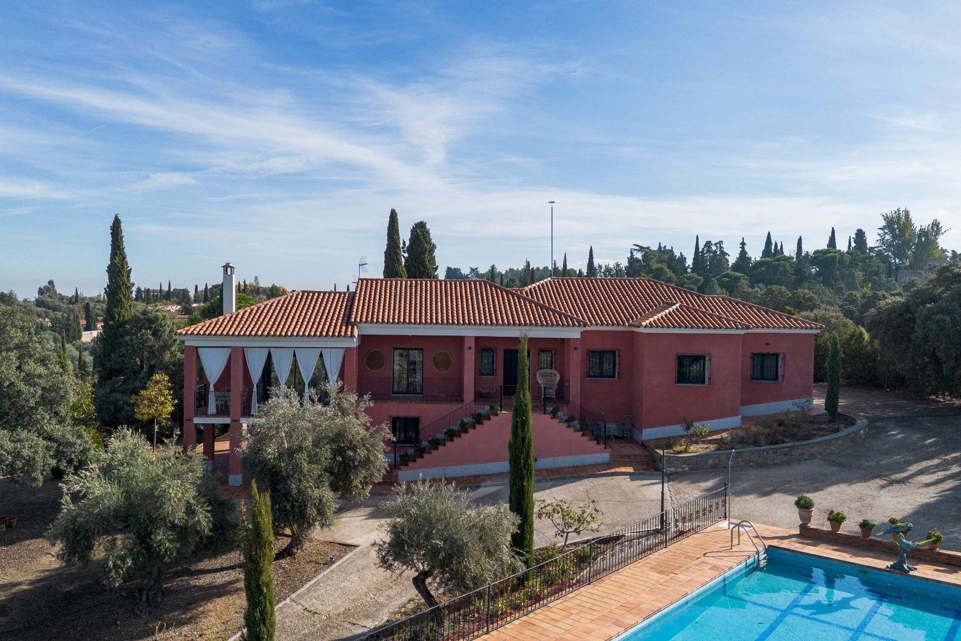 Exterior view of House or chalet for sale in  Toledo Capital  with Air Conditioner, Private garden and Terrace