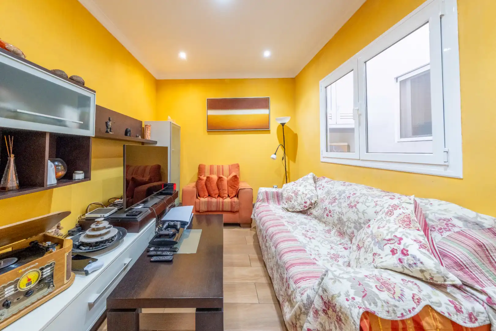 Sala d'estar de Pis en venda en Las Palmas de Gran Canaria amb Terrassa, Traster i Forn