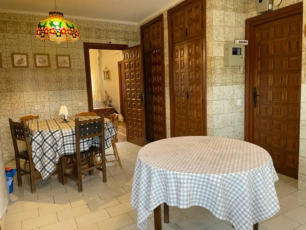 Casa o xalet en venda en Castañares de Rioja amb Calefacció, Jardí privat i Parquet