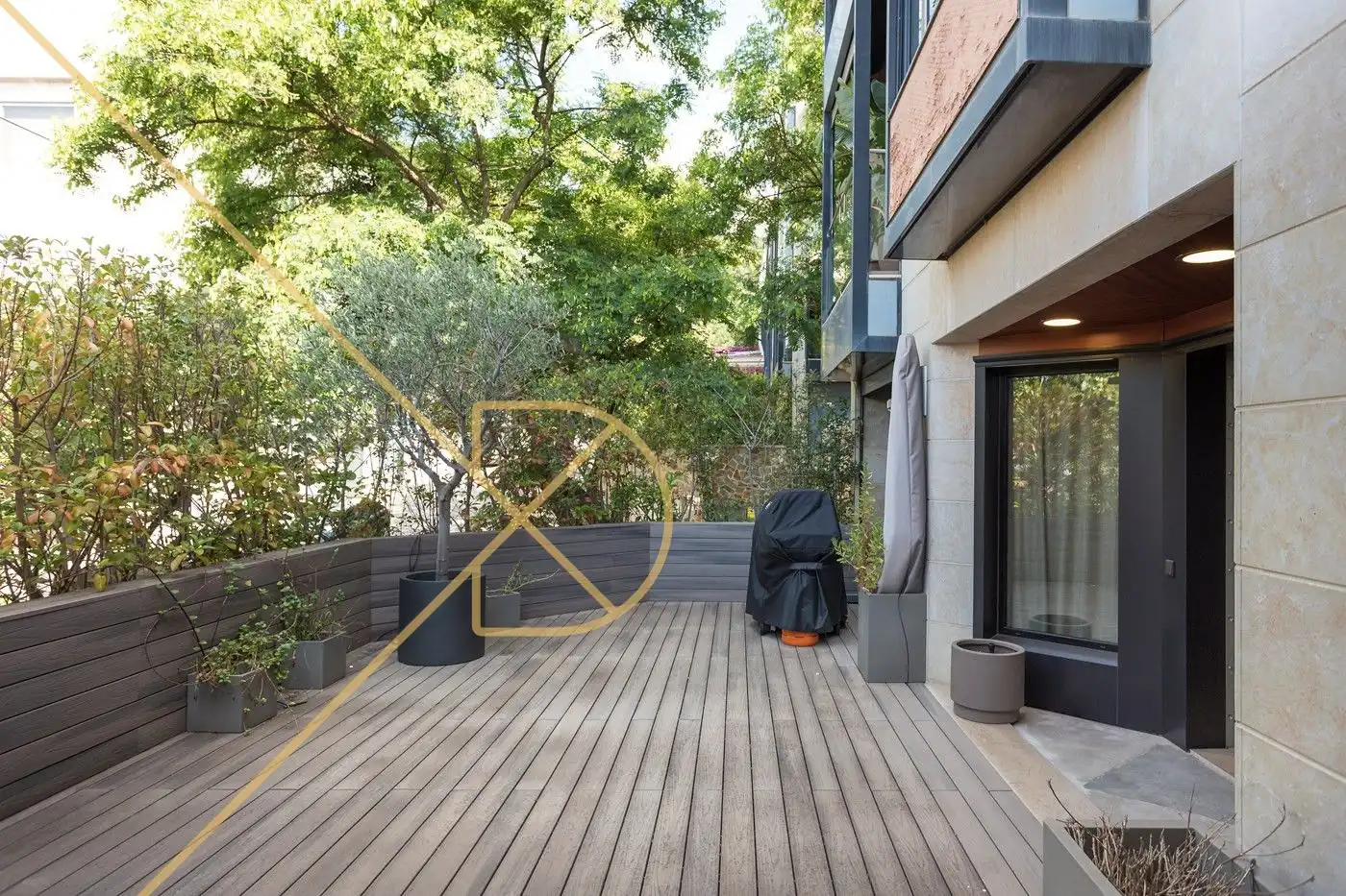 Terrassa de Casa o xalet en venda en Barcelona amb Aire condicionat, Calefacció i Parquet