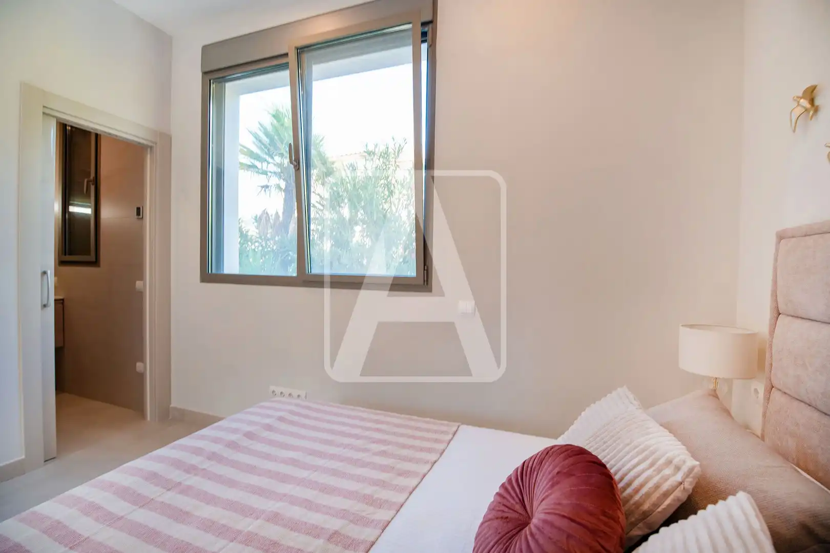 Dormitori de Casa o xalet en venda en Calpe / Calp amb Aire condicionat, Jardí privat i Terrassa